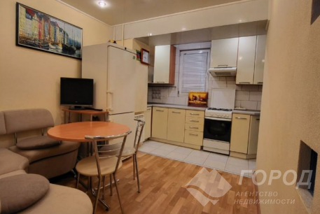 Продам 2-х кімнатну квартиру, Гагарина проспект, Код: 430153/3