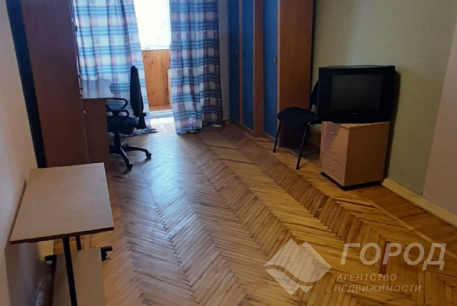 Продам 1-кімнатну квартиру, Центр, Код: 430153/4