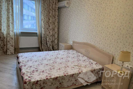 Продам 1-кімнатну квартиру, Гагарина проспект, Код: 434138/4