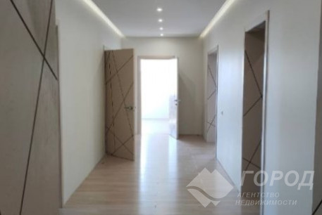 Продам 4-х кімнатну квартиру, Салтовский, Код: 434323/19