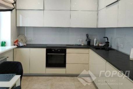 Продам 4-х кімнатну квартиру, Салтовский, Код: 434323/19