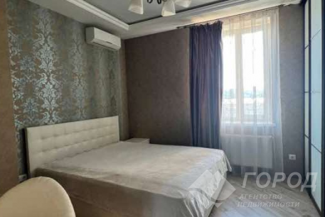 Продам 2-х кімнатну квартиру, Центральный рынок, Код: 436501/23