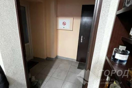 Продам 1-кімнатну квартиру в новобудові, Центральный рынок, Код: 438062/2