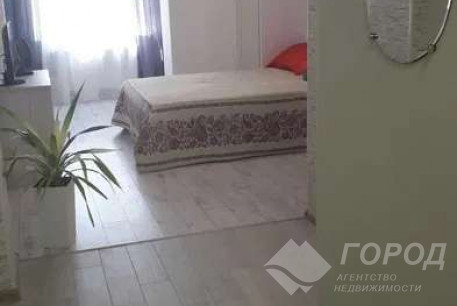 Сдам гостинку, Гагарина проспект, Защитников Украины метро (Площадь Восстания), Код: 440401/3