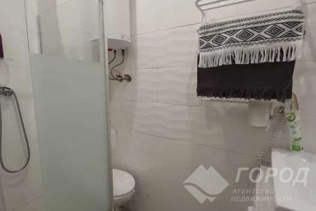 Продам гостинку, Гагарина проспект, Защитников Украины метро (Площадь Восстания), Код: 440828/5