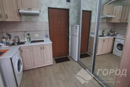 Продам гостинку, Центральный рынок, Код: 444249/32