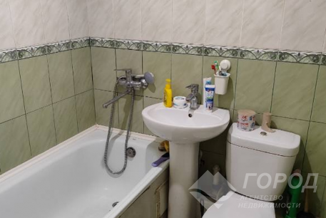 Продам 4-х кімнатну квартиру, Салтовка, Код: 444249/37