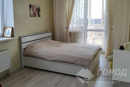 Продам 1-кімнатну квартиру в новобудові, Рогань, Роганский ж/м, Код: 444249/52