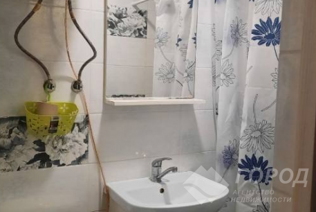 Продам гостинку, Центральный рынок, Код: 444249/8