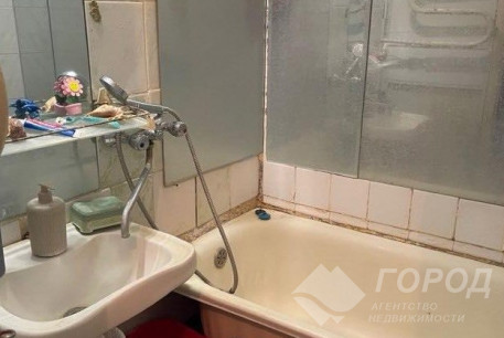 Продам 1-кімнатну квартиру, Новые дома, Коммунальный рынок, Код: 453861/66