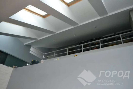 Сдам 5-и кімнатну квартиру, Центр, Код: 454718/6