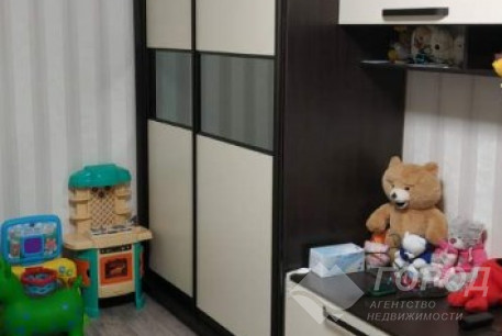 Продам 1-кімнатну квартиру, Рогань, Код: 454907/48