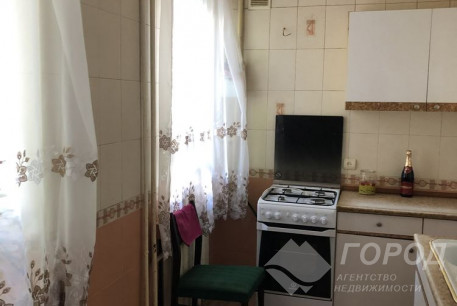 Продам 2-х кімнатну квартиру, Гагарина проспект, Проспект Гагарина метро, Код: 455983/4