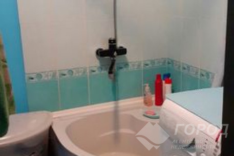 Продам 3-х кімнатну квартиру, ХТЗ, Код: 457524/4