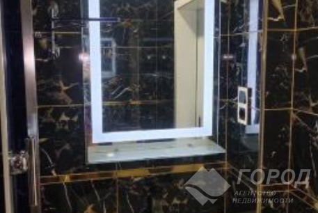 Продам 2-х кімнатну квартиру, Центр, Код: 458921/22