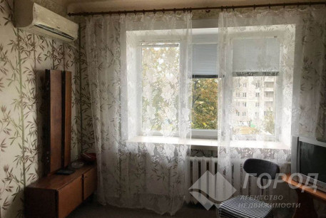 Продам гостинку, Новые дома, Коммунальный рынок, Код: 458921/3