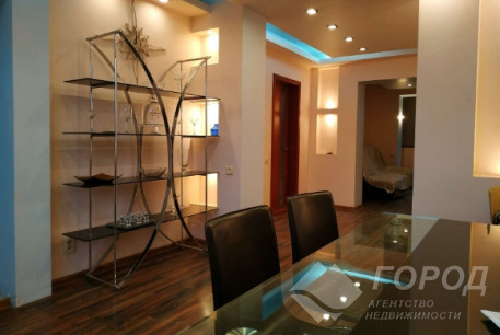 Продам 4-х кімнатну квартиру, Салтовка, Код: 461053/3