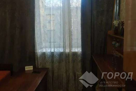 Сдам гостинку, Центр, Площадь Конституции метро (Советская), Код: 462284/3