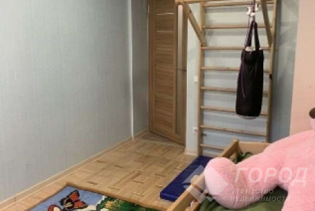 Продам 4-х кімнатну квартиру, Алексеевка, Код: 462524/9