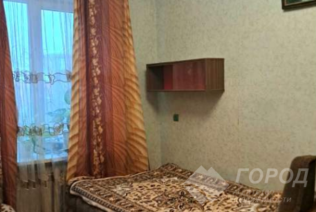 Продам 4-х кімнатну квартиру, Центр, Код: 464873/6