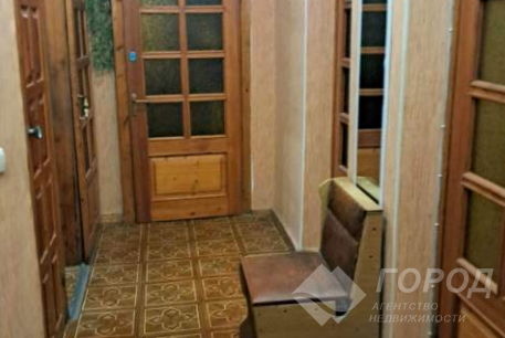 Продам 4-х кімнатну квартиру, Центр, Код: 464873/6