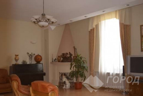 Продам 5-и кімнатну квартиру, Центр, Площадь Конституции метро (Советская), Код: 467005/1
