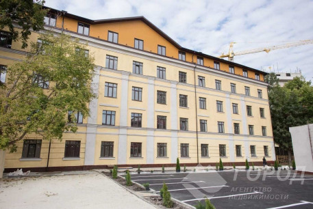 Продам 2-х кімнатну квартиру, Гагарина проспект, Защитников Украины метро (Площадь Восстания), Код: 467684/6