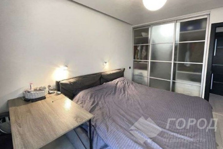 Продам 3-х кімнатну квартиру, Гагарина проспект, Спортивная метро, Код: 468181/3