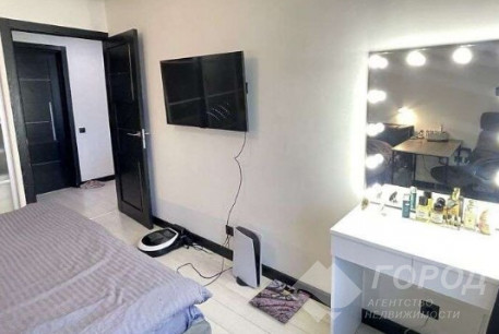 Продам 3-х кімнатну квартиру, Гагарина проспект, Спортивная метро, Код: 468181/3