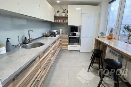 Продам 3-х кімнатну квартиру, Гагарина проспект, Спортивная метро, Код: 468181/3