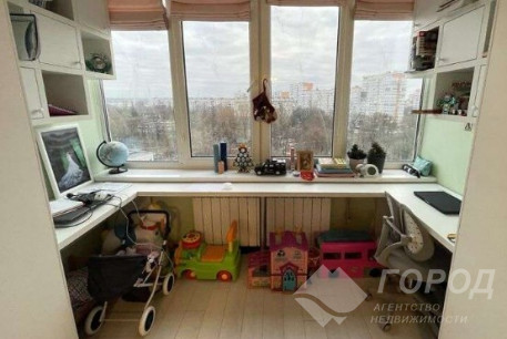 Продам 3-х кімнатну квартиру, Гагарина проспект, Спортивная метро, Код: 468181/3