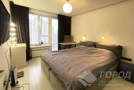 Продам 3-х кімнатну квартиру, Гагарина проспект, Спортивная метро, Код: 468181/3