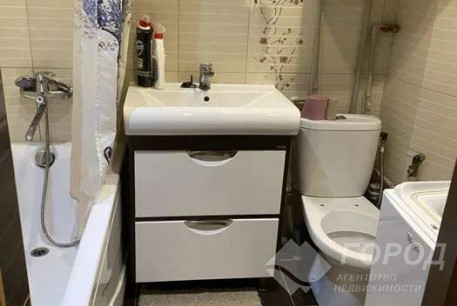 Сдам 2-х кімнатну квартиру, Аэропорт, Код: 471294/8