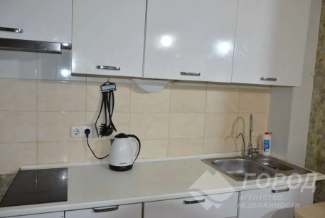 Продам гостинку, Гагарина проспект, Спортивная метро, Код: 474275/17