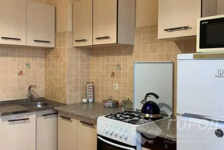 Сдам 1-кімнатну квартиру, Рогань, Код: 475610/7