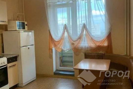 Продам 1-кімнатну квартиру в новобудові, Рогань, Код: 475610/8