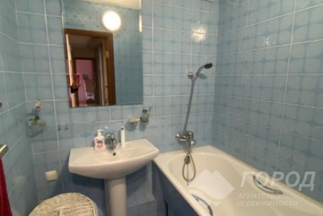 Продам 2-х кімнатну квартиру, Пятихатки, Код: 476046/28