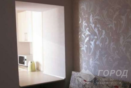 Продам 1-кімнатну квартиру, Центр, Код: 478335/1