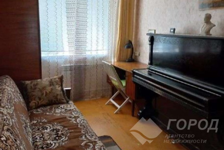 Продам 3-х кімнатну квартиру, ХТЗ, Код: 479926/2