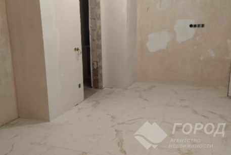 Продам 1-кімнатну квартиру, Центр, Код: 483987/9