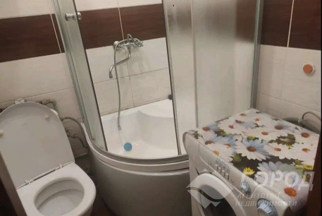 Сдам гостинку, Центральный рынок, Локомотив, Код: 487664/4