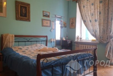 Продам 3-х кімнатну квартиру, Центр, Код: 489686/19