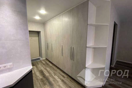 Продам 1-кімнатну квартиру в новобудові, Гагарина проспект, Защитников Украины метро (Площадь Восстания), Код: 490153/4