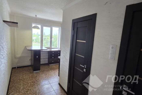 Продам 4-х кімнатну квартиру, , Код: 491678/1