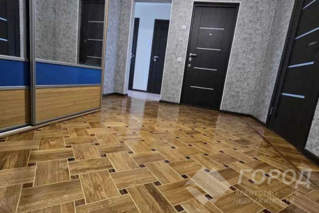 Продам 4-х кімнатну квартиру, , Код: 491678/1