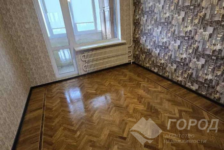 Продам 4-х кімнатну квартиру, , Код: 491678/1