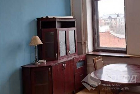 Продам 2-х кімнатну квартиру, Центр, Код: 496979/42