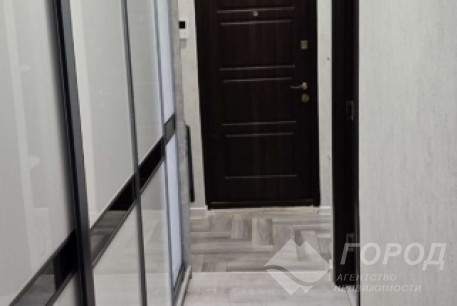 Продам 3-х кімнатну квартиру, Рогань, Код: 500768/1