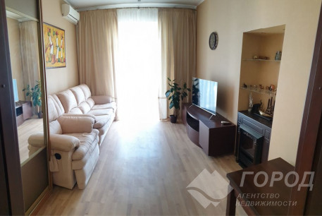 Продам 2-х кімнатну квартиру, Центр, Площадь Конституции метро (Советская), Код: 501057/14