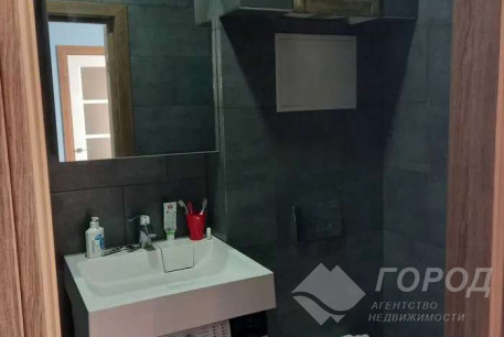 Продам 2-х кімнатну квартиру, Гагарина проспект, Защитников Украины метро (Площадь Восстания), Код: 501766/8